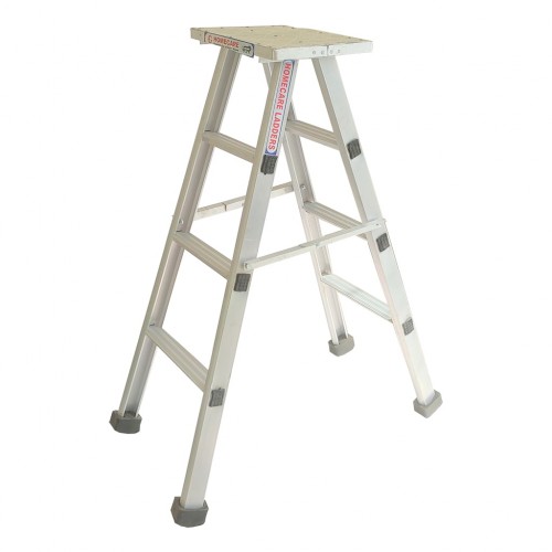 Ladder 16 gauge Heavy Duty (A) Type Aluminum 4 Ft