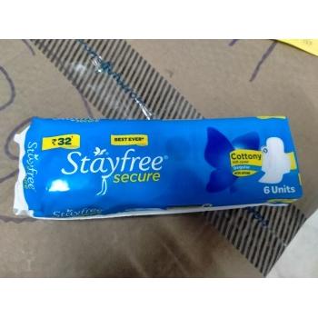 Stayfree Sanitary Cotton Pads Secure regular With Wings