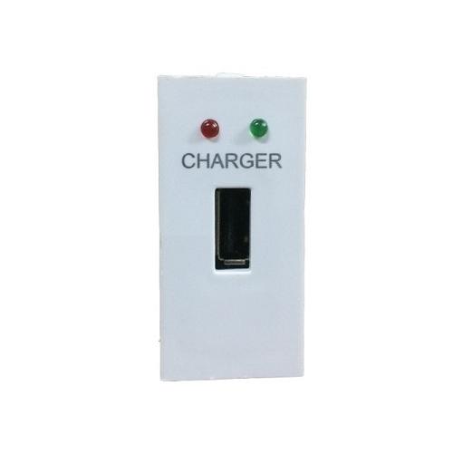 Cona 1.5A USB Charger Socket, 15286