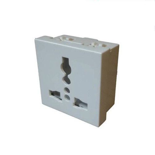 MK Midas 10A International Socket, SS2646 (Pack of 10 Pcs)