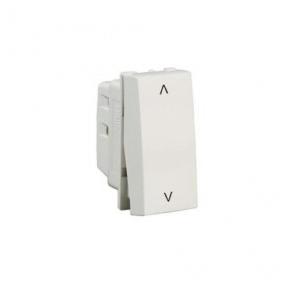 MK Wraparound 10A One Way Switch, W26502A