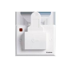 Crabtree Thames 3 M 20 A DP Energy Saving Switch with Key Tag, ACTSSXW201