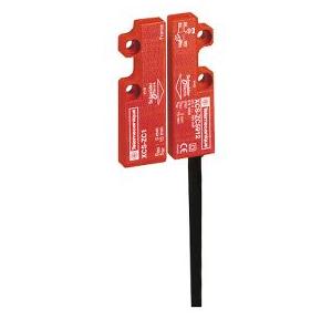 Schneider 2-Pole 1 NO + 1 NO (Staggered) XCSDM Safety Coded Magnetic Switch, XCSDMC7902